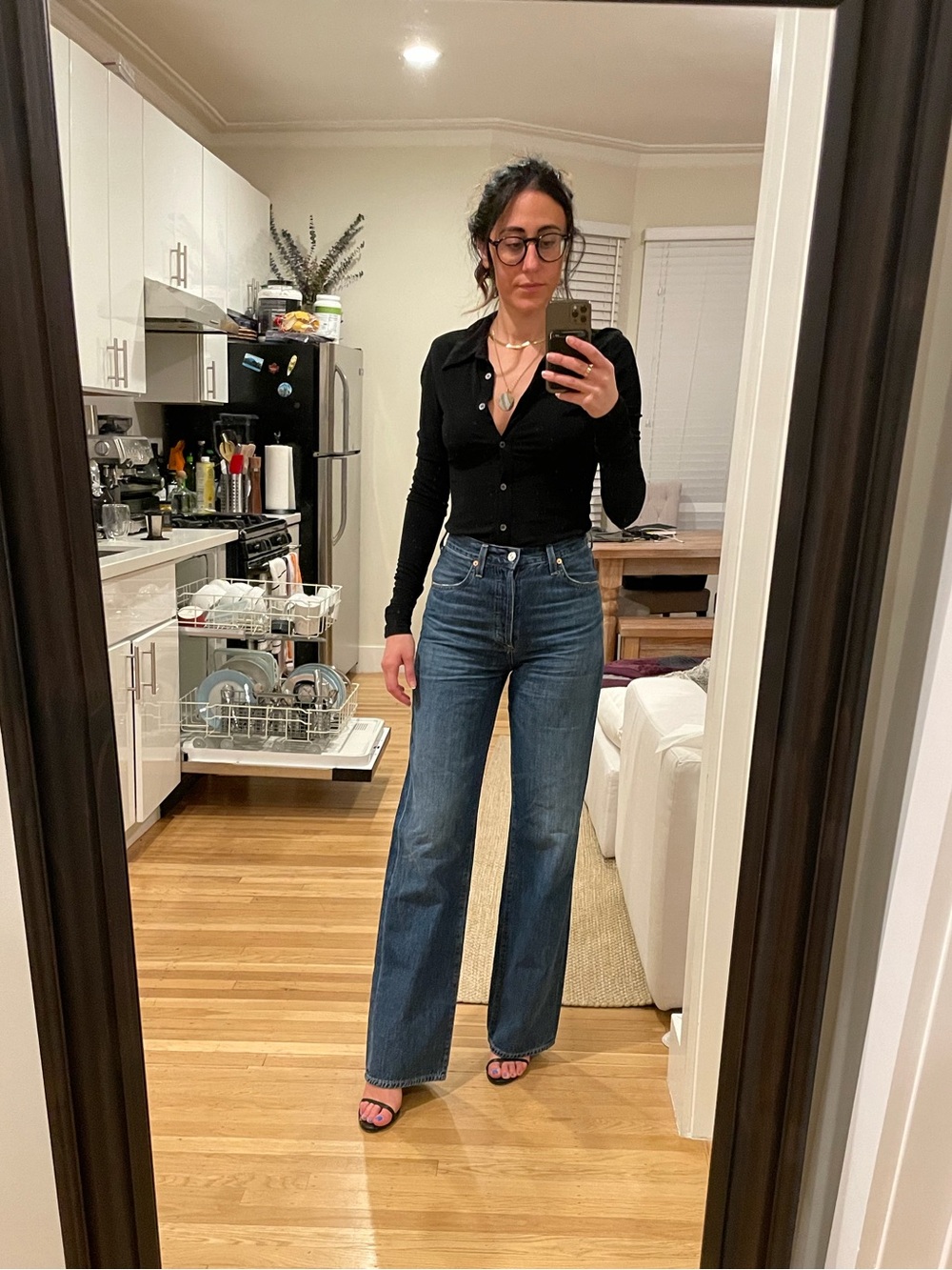 Weekend Stories Lola Blouse in Black - Picture 2 of 4